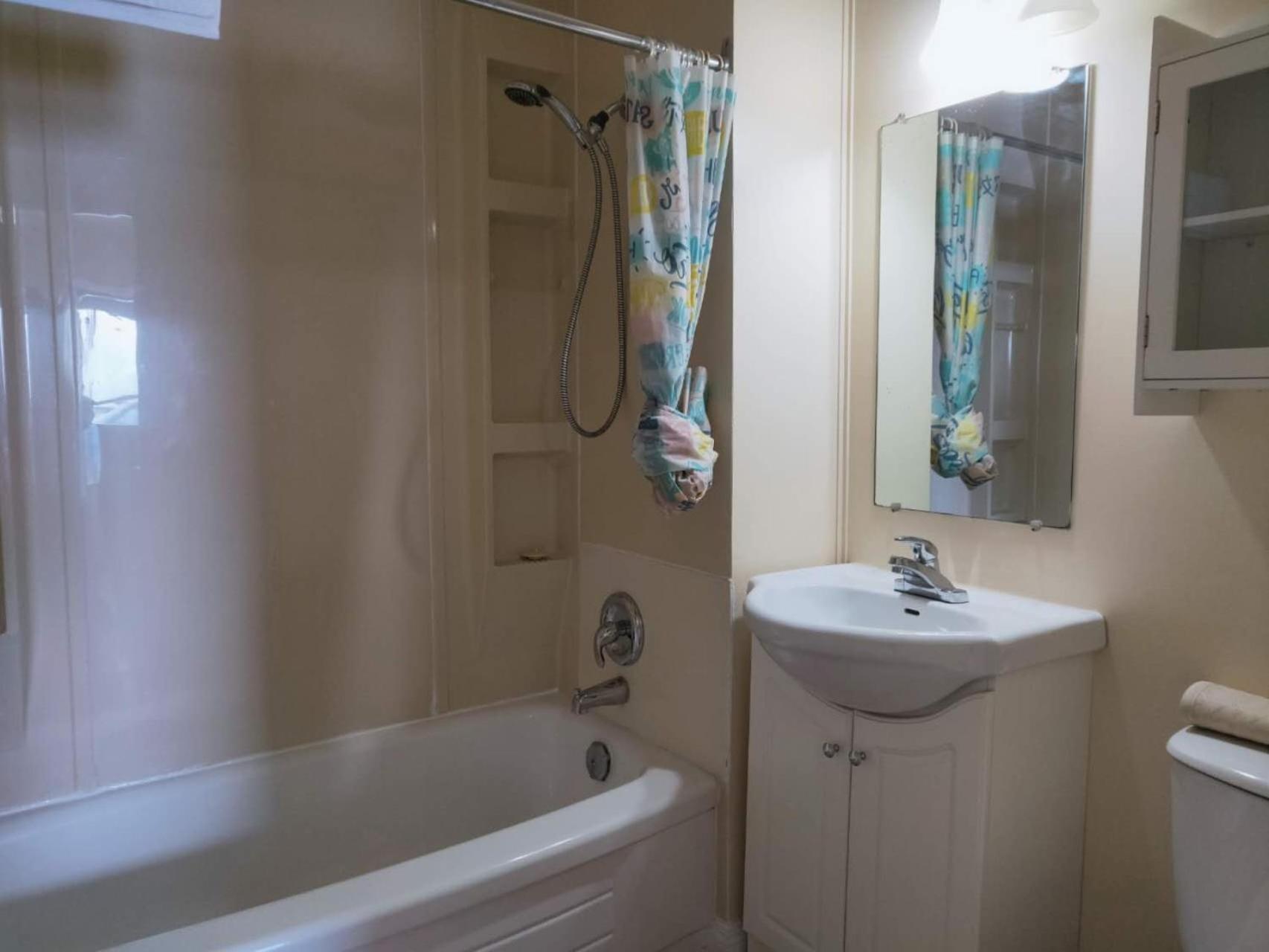 Melsask Motel Melville Экстерьер фото